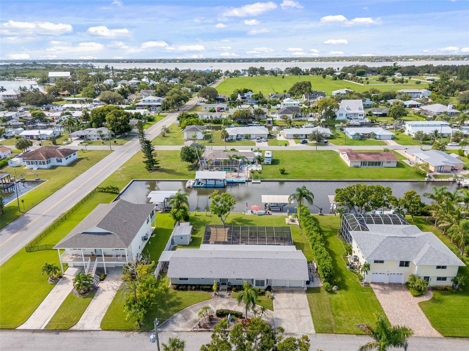4331 POMPANO LANE, Palmetto, FL 34221 4331 POMPANO LANE, Palmetto, FL 34221