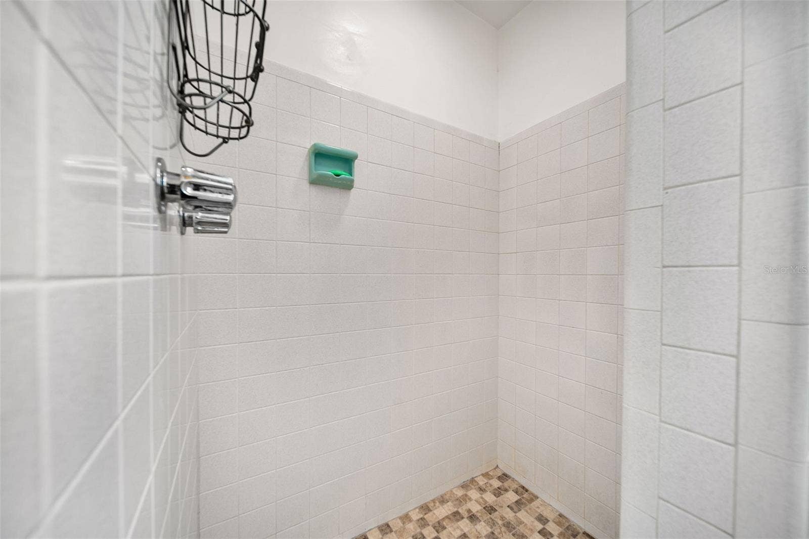 4331 POMPANO LANE, Palmetto, FL 34221 4331 POMPANO LANE, Palmetto, FL 34221