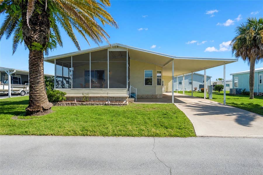 Property photo for 693 RIVERVIEW CIRCLE, North Port, FL