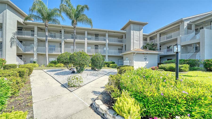 Property photo for 9630 CLUB SOUTH CIRCLE, #6309, Sarasota, FL