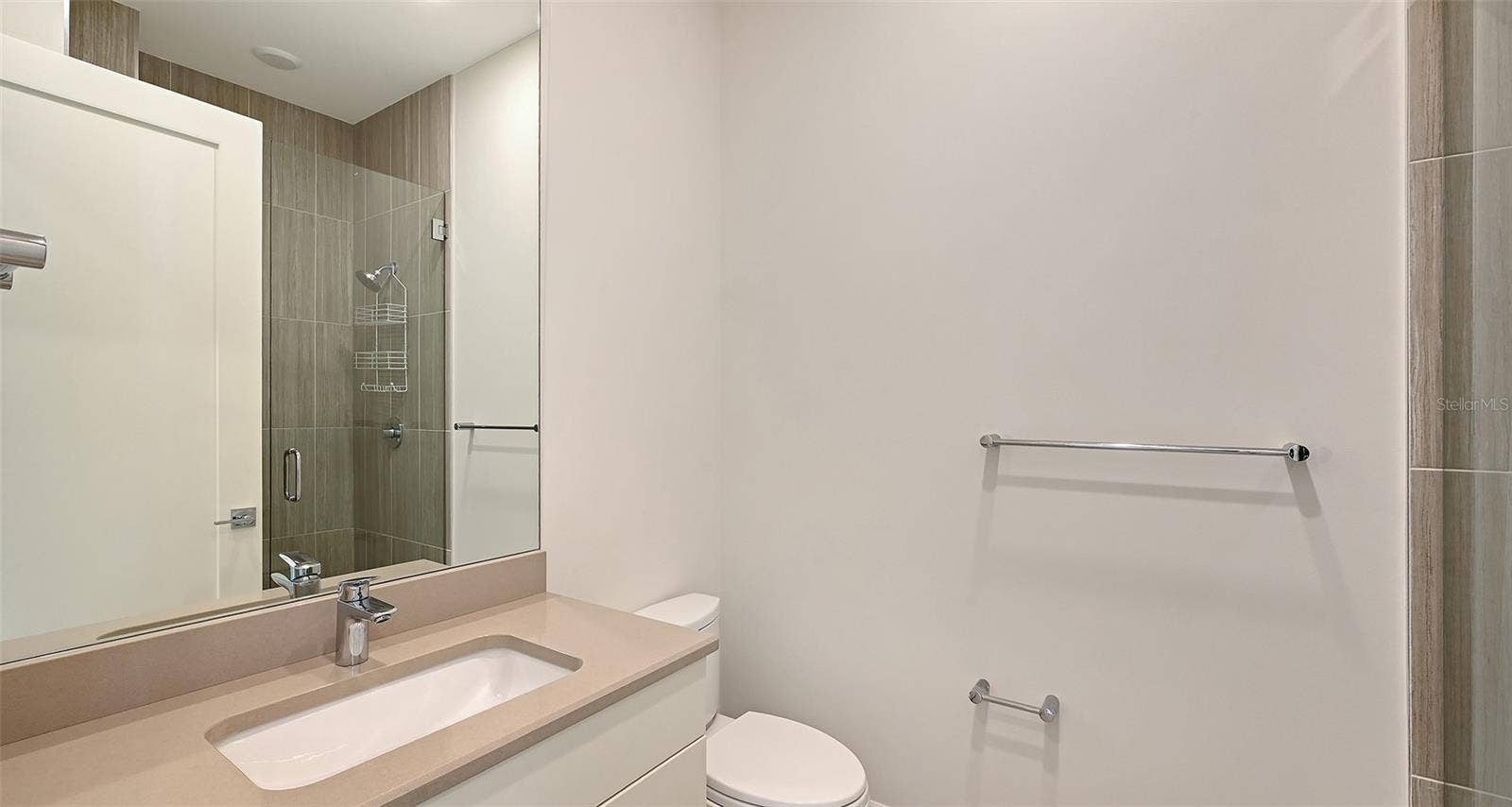 2nd bathroom