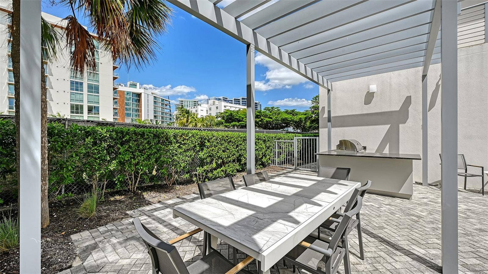 Outdoor eating area and grill area