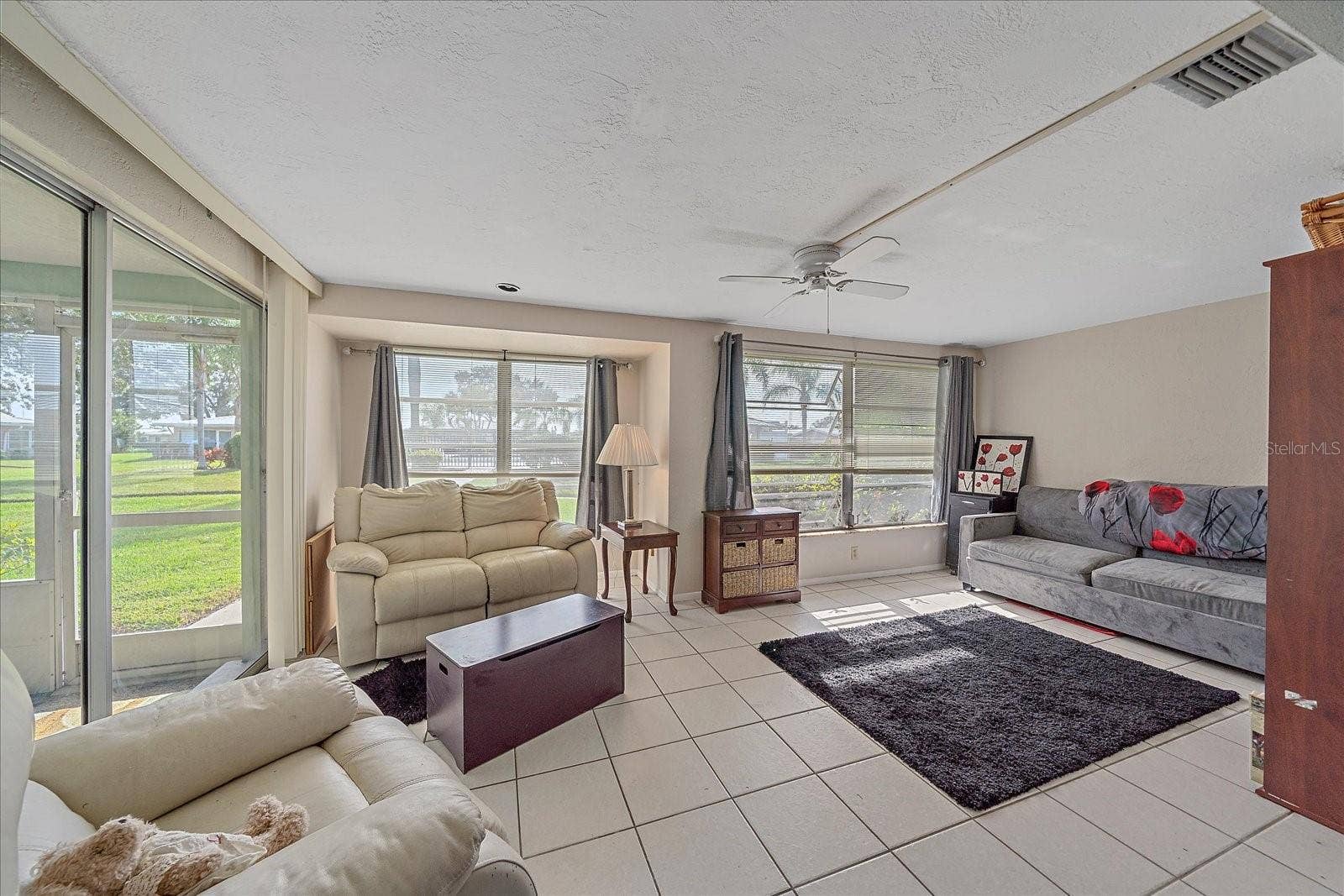 3286 BRUNSWICK LANE, #704, Sarasota, FL 34239 3286 BRUNSWICK LANE, #704, Sarasota, FL 34239