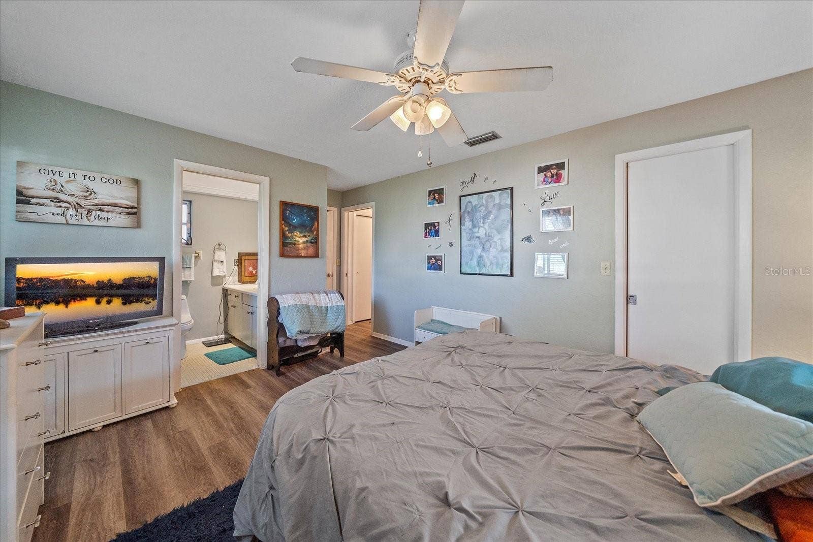 3286 BRUNSWICK LANE, #704, Sarasota, FL 34239 3286 BRUNSWICK LANE, #704, Sarasota, FL 34239