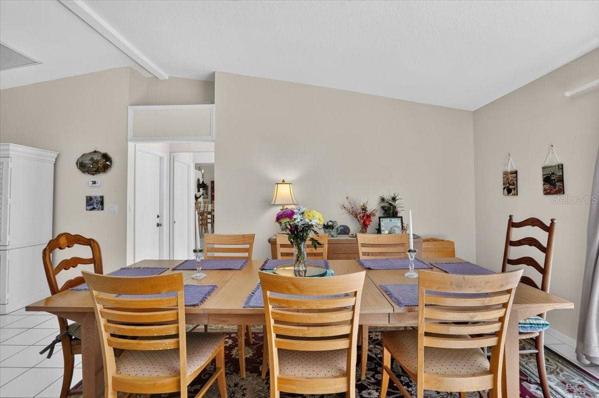 122 49TH COURT E, Palmetto, FL 34221 122 49TH COURT E, Palmetto, FL 34221