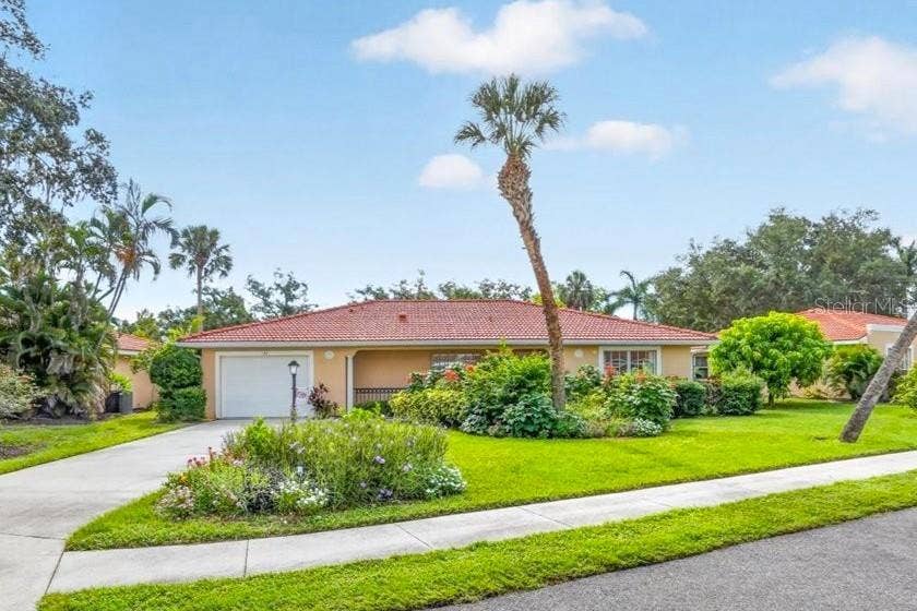 122 49TH COURT E, Palmetto, FL 34221 122 49TH COURT E, Palmetto, FL 34221
