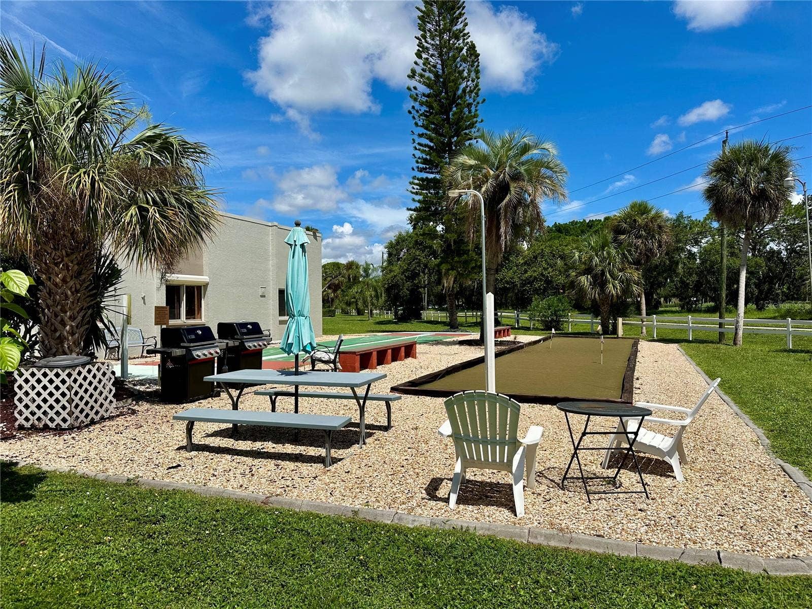 1330 GLEN OAKS DRIVE E, #370D, Sarasota, FL 34232