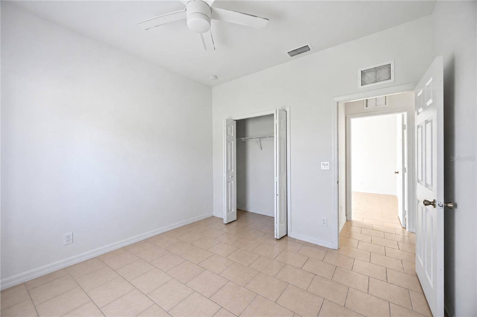 1150 KNOTTY PINE AVENUE, North Port, FL 34288 1150 KNOTTY PINE AVENUE, North Port, FL 34288