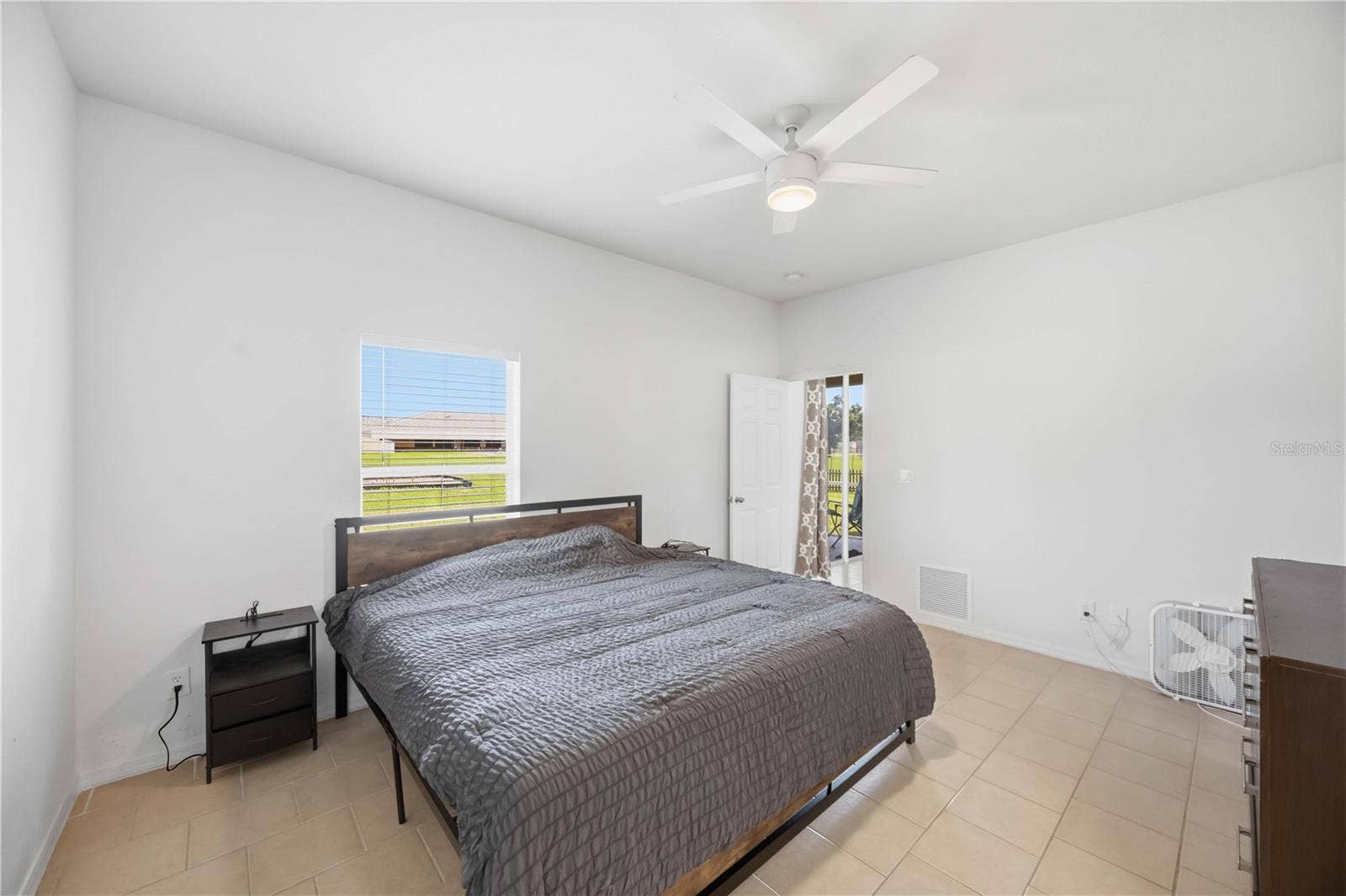 1150 KNOTTY PINE AVENUE, North Port, FL 34288 So many possibilities
