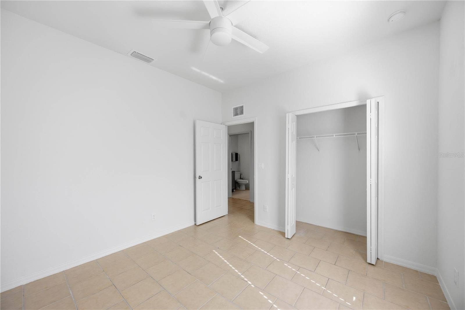 1150 KNOTTY PINE AVENUE, North Port, FL 34288 1150 KNOTTY PINE AVENUE, North Port, FL 34288