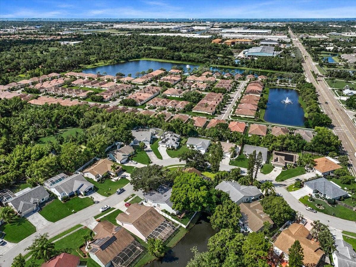 7739 33RD LANE E, Sarasota, FL 34243 7739 33RD LANE E, Sarasota, FL 34243