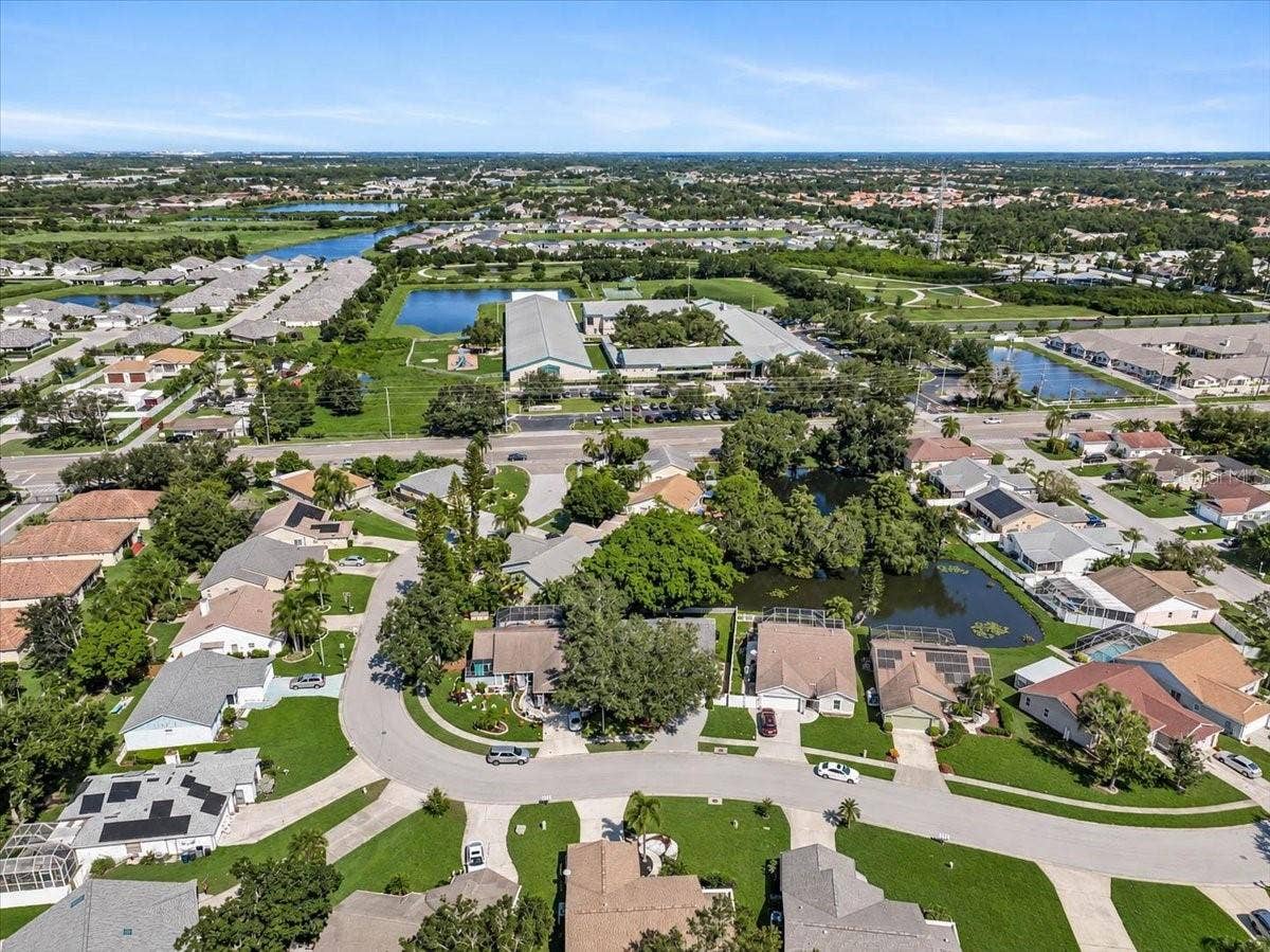 7739 33RD LANE E, Sarasota, FL 34243 Maple Lakes Neighborhood