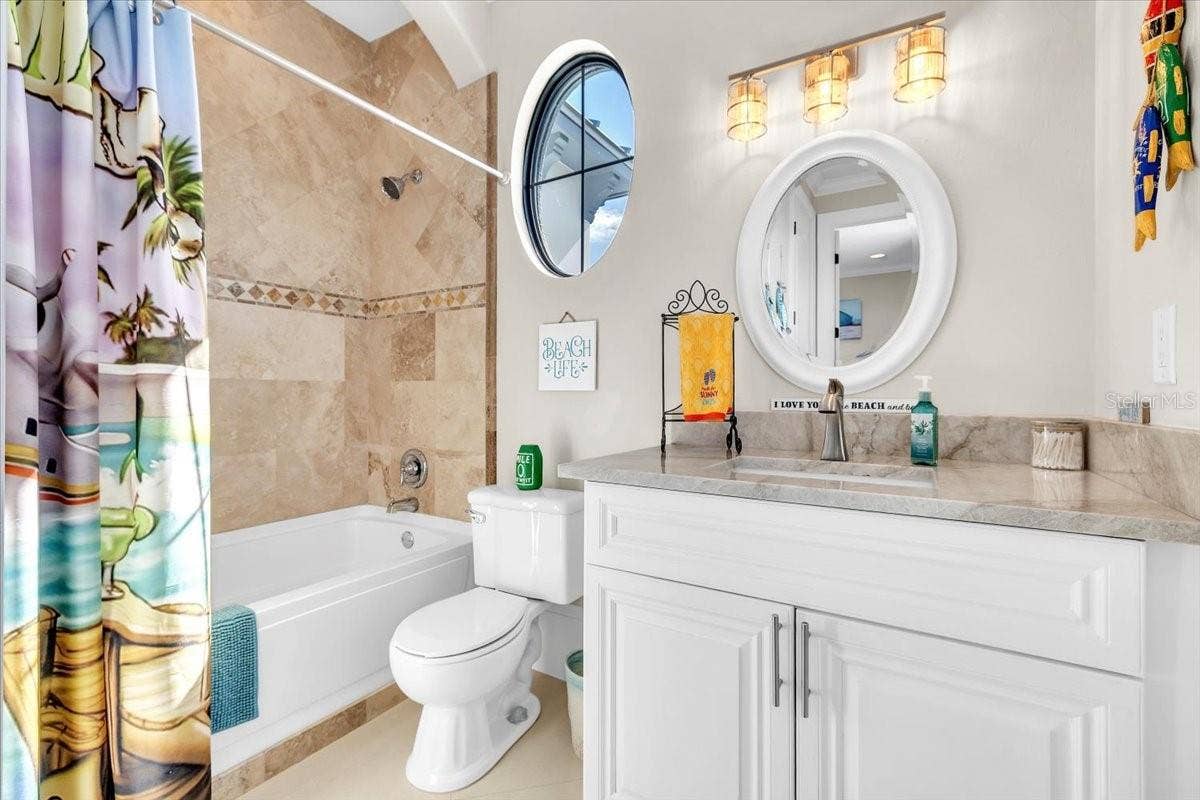 1918 SE 40TH STREET, Cape Coral, FL 33904 1918 SE 40TH STREET, Cape Coral, FL 33904