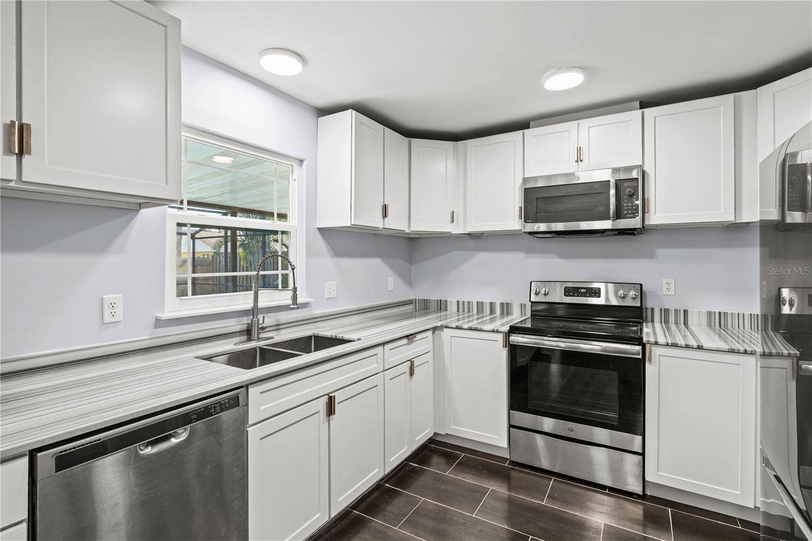 6617 MAUNA LOA BOULEVARD, Sarasota, FL 34241 6617 MAUNA LOA BOULEVARD, Sarasota, FL 34241