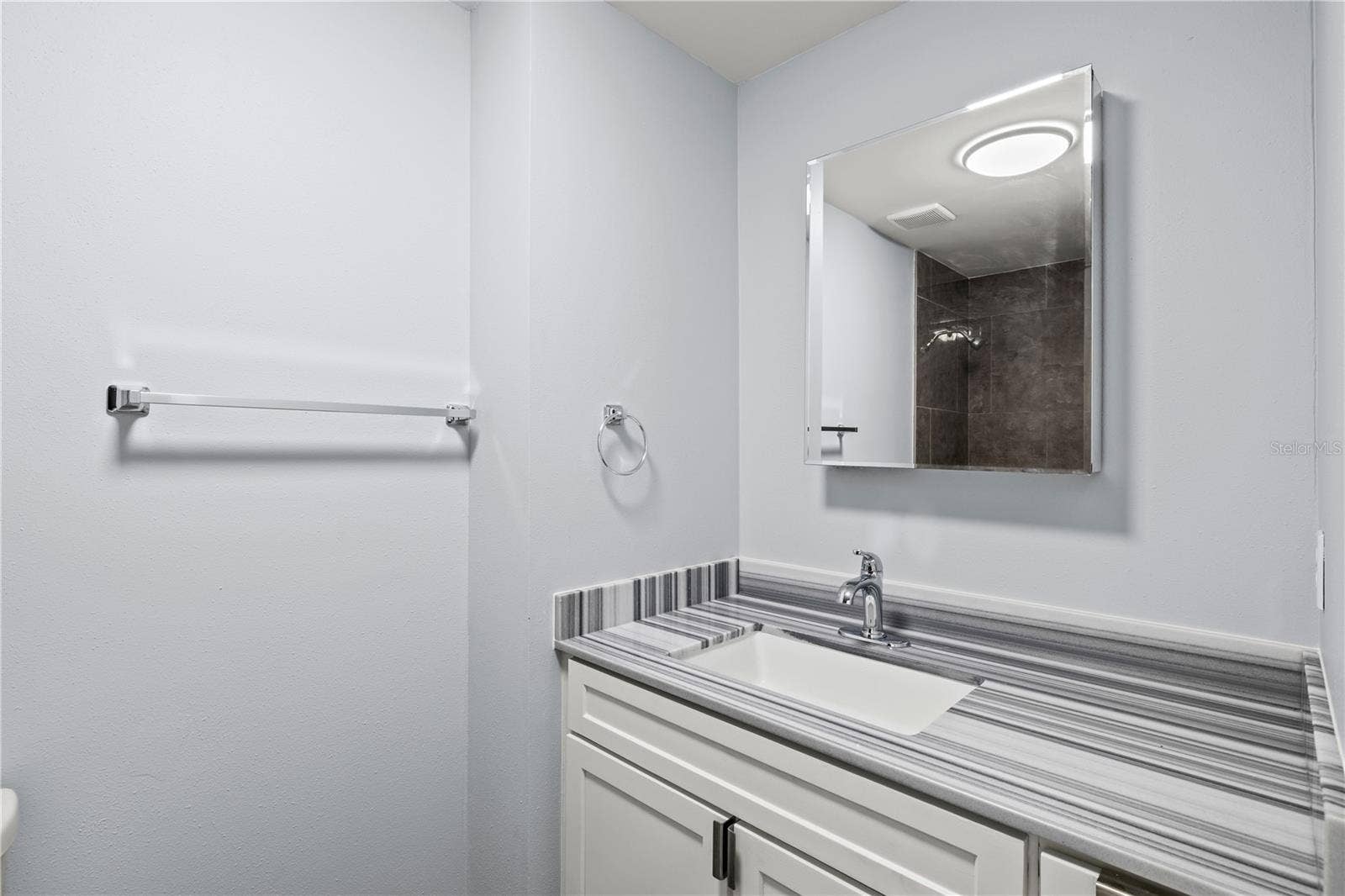 6617 MAUNA LOA BOULEVARD, Sarasota, FL 34241 6617 MAUNA LOA BOULEVARD, Sarasota, FL 34241