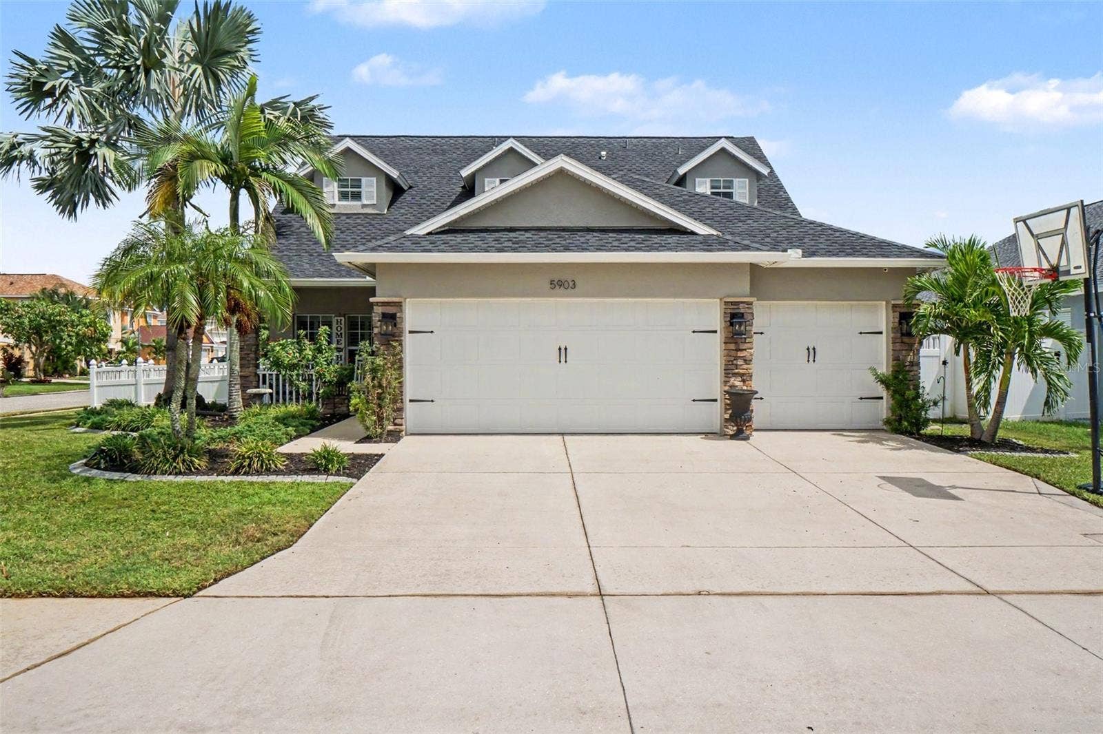 5903 53RD LANE E, Bradenton, FL 34203 5903 53RD LANE E, Bradenton, FL 34203