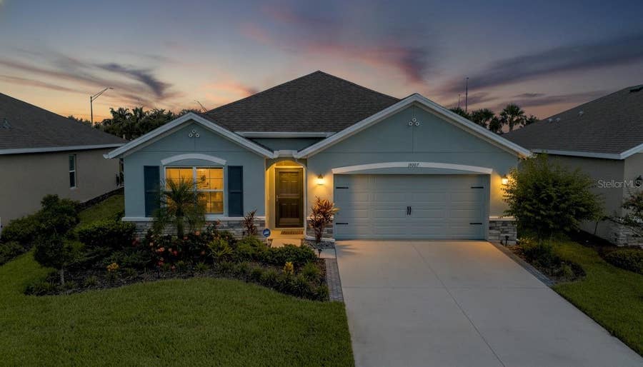 Property photo for 17607 CANOPY PLACE, Bradenton, FL