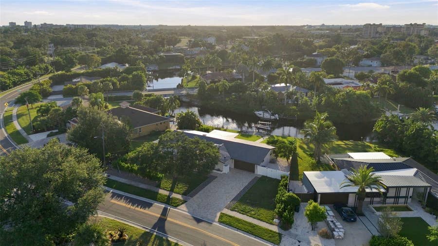 Property photo for 2303 CONSTITUTION BOULEVARD, Sarasota, FL