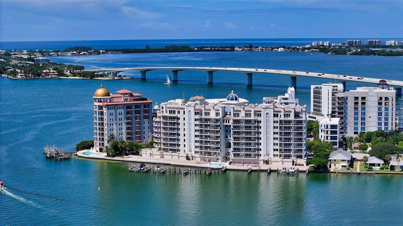 464 GOLDEN GATE POINT, #702, Sarasota, FL 34236 464 GOLDEN GATE POINT, #702, Sarasota, FL 34236