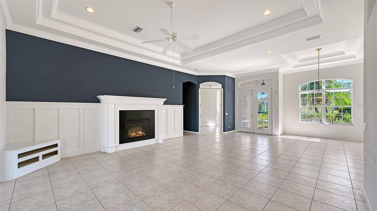 335 PARK TRACE BOULEVARD, Osprey, FL 34229 Triple tray ceilings and wood accents