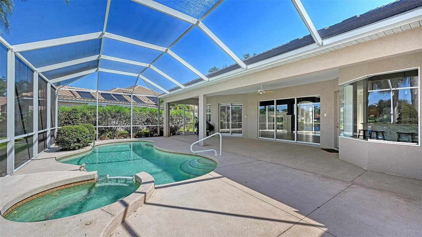 335 PARK TRACE BOULEVARD, Osprey, FL 34229 Great for outdoor entertaining