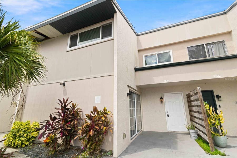 Property photo for 1006 LONGFELLOW COURT, Sarasota, FL