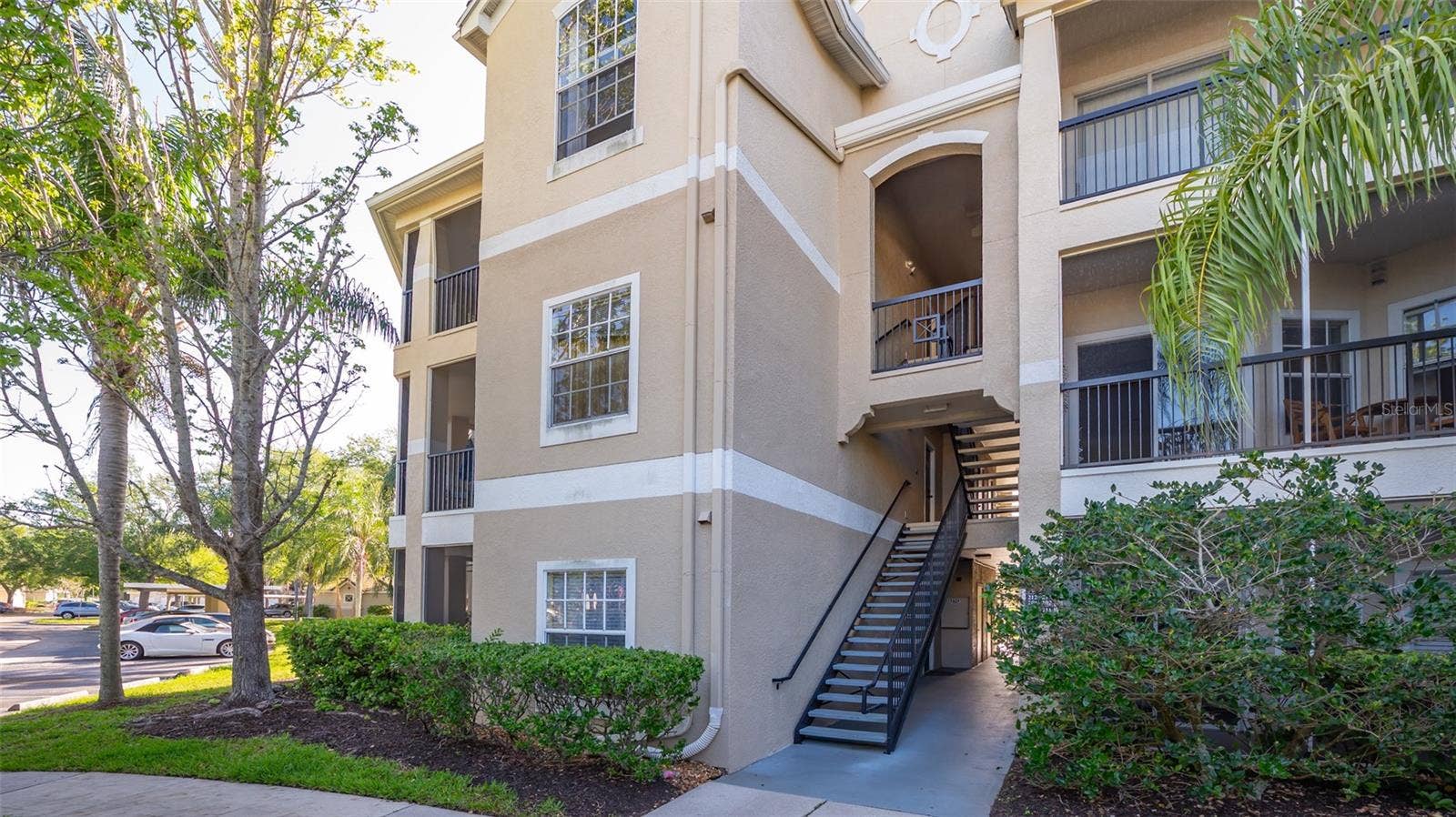 5146 NORTHRIDGE ROAD, #301, Sarasota, FL 34238 Entrance to the unit.