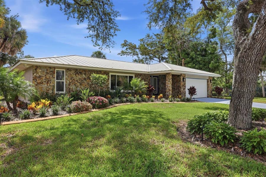 Property photo for 5159 OAKMONT PLACE, Sarasota, FL
