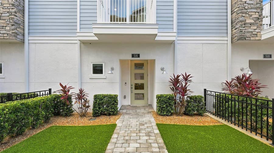 Property photo for 516 LAUREL PARK DRIVE, Sarasota, FL