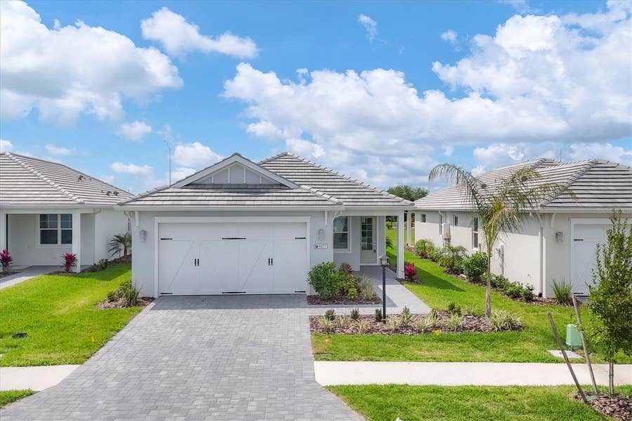 Property photo for 8177 STERNWAY ROAD, Sarasota, FL