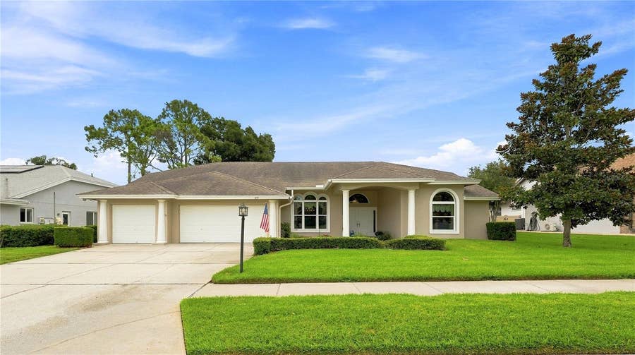 Property photo for 679 LITCHFIELD LANE, Dunedin, FL