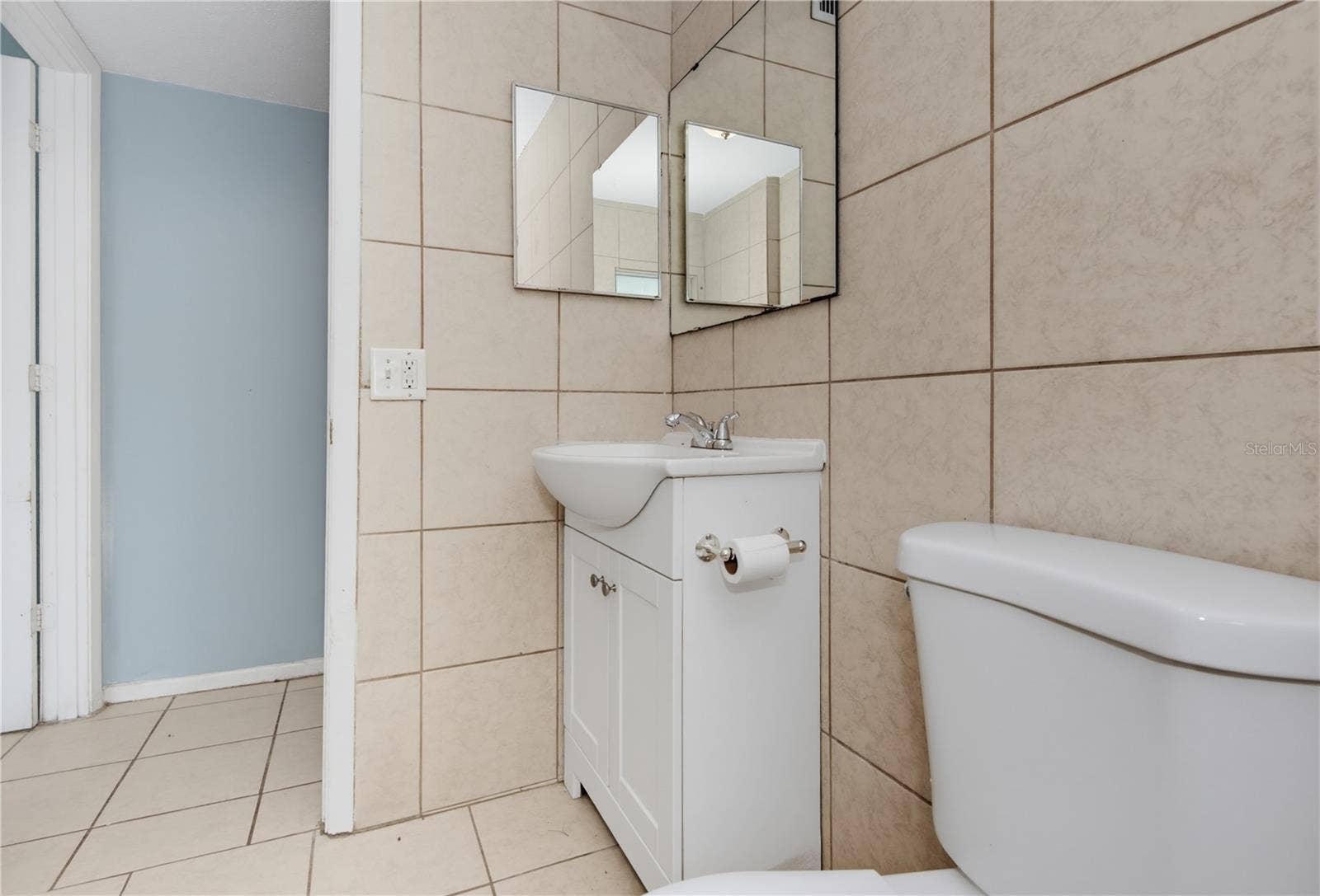 656 WILLIAMSBURG DRIVE, Daytona Beach, FL 32117