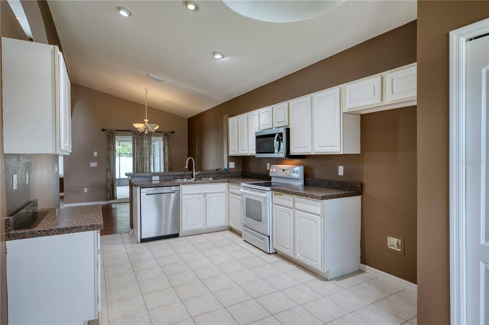 8392 E 47TH ST CIRCLE, Palmetto, FL 34221 8392 E 47TH ST CIRCLE, Palmetto, FL 34221