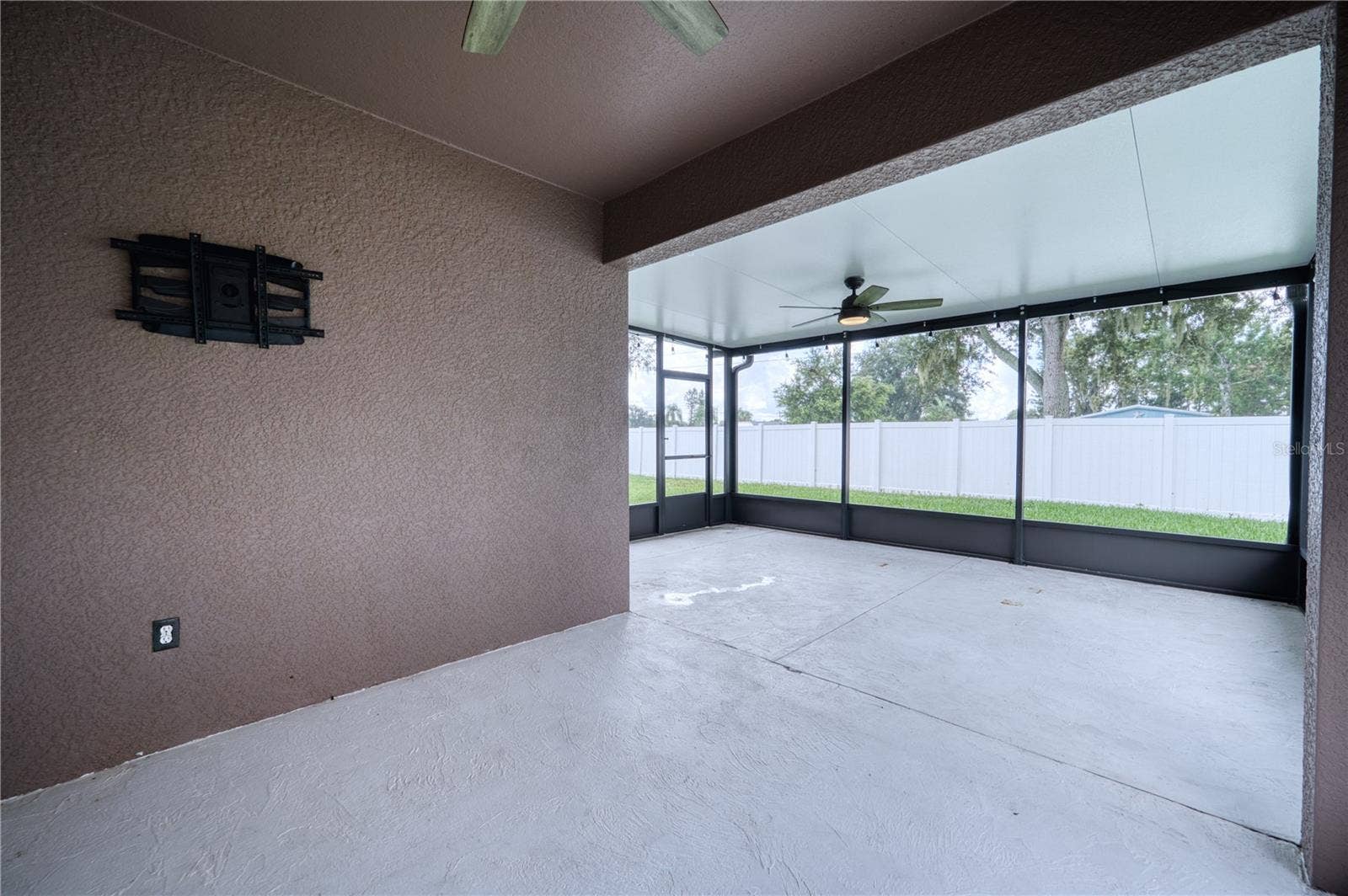 8392 E 47TH ST CIRCLE, Palmetto, FL 34221 8392 E 47TH ST CIRCLE, Palmetto, FL 34221