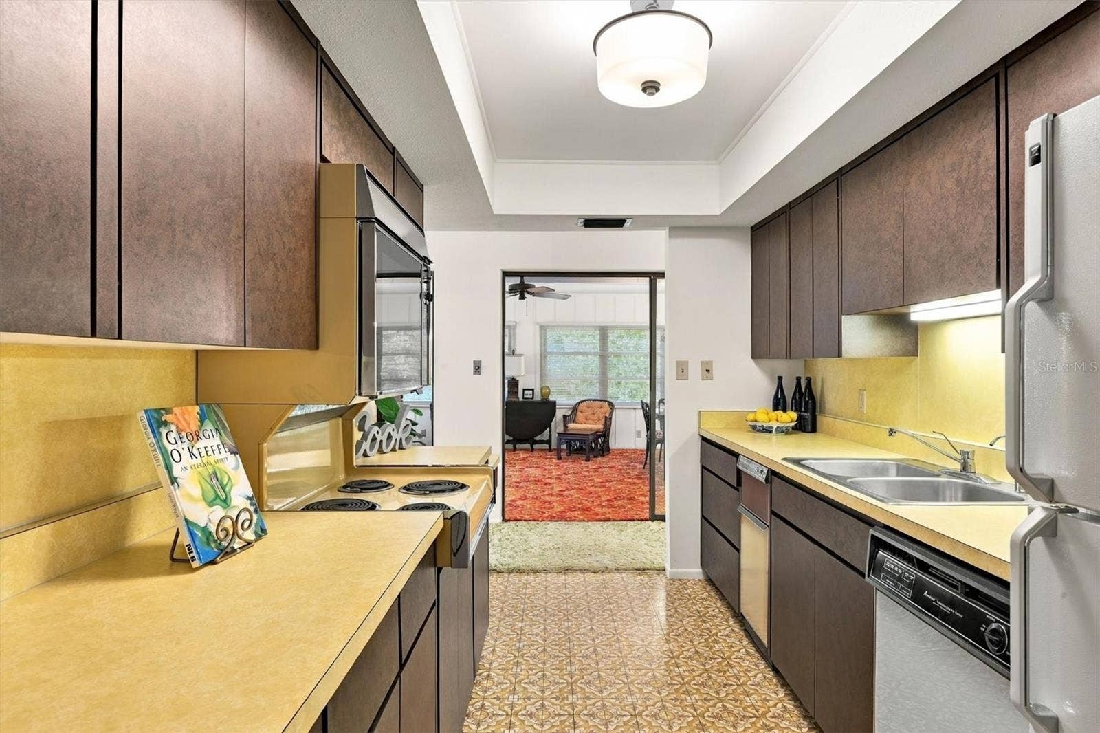 7232 LAS CASAS DRIVE, #7232, Sarasota, FL 34243