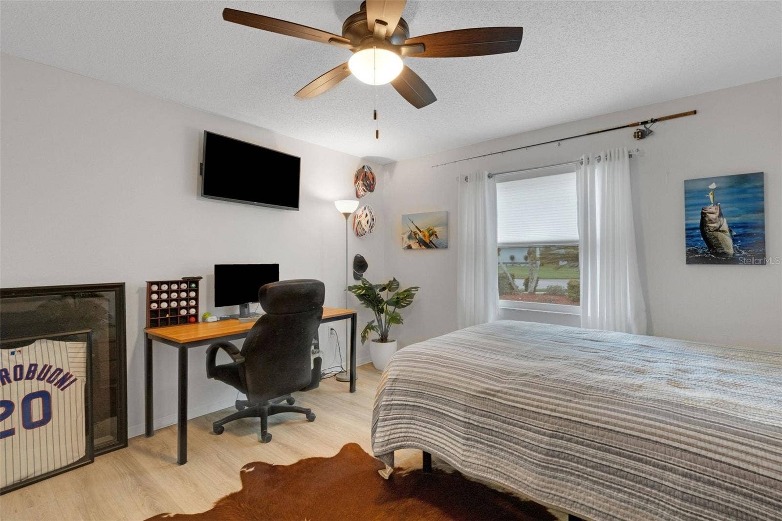 6104 NICOLE DRIVE, Sarasota, FL 34243 6104 NICOLE DRIVE, Sarasota, FL 34243