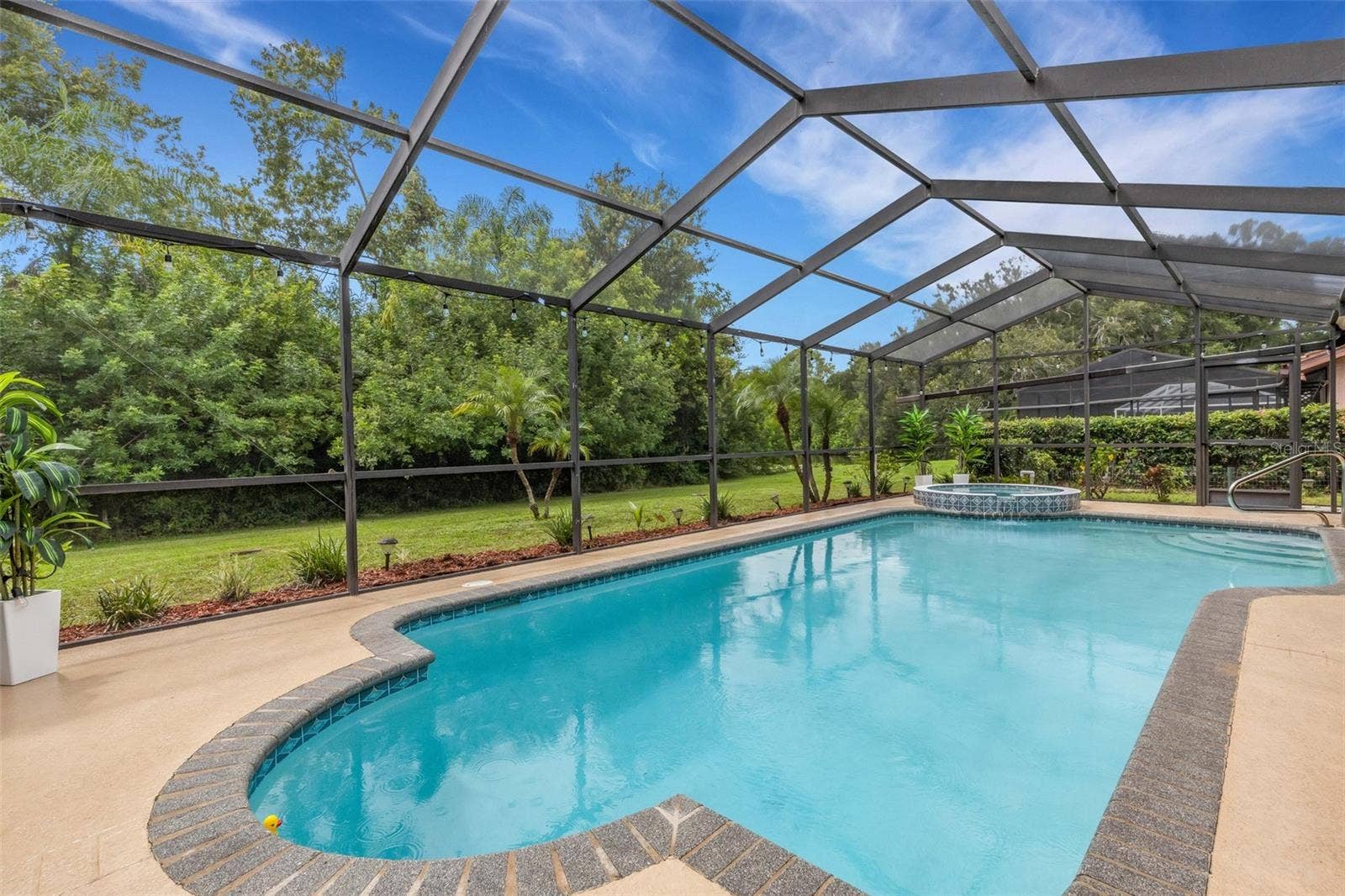 6104 NICOLE DRIVE, Sarasota, FL 34243 6104 NICOLE DRIVE, Sarasota, FL 34243