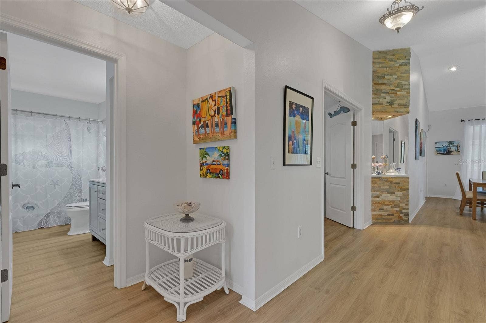 6104 NICOLE DRIVE, Sarasota, FL 34243 6104 NICOLE DRIVE, Sarasota, FL 34243