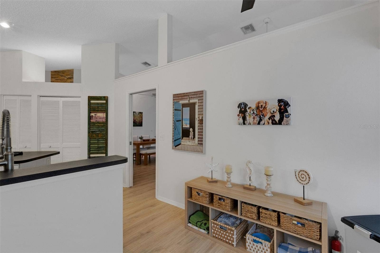 6104 NICOLE DRIVE, Sarasota, FL 34243 6104 NICOLE DRIVE, Sarasota, FL 34243