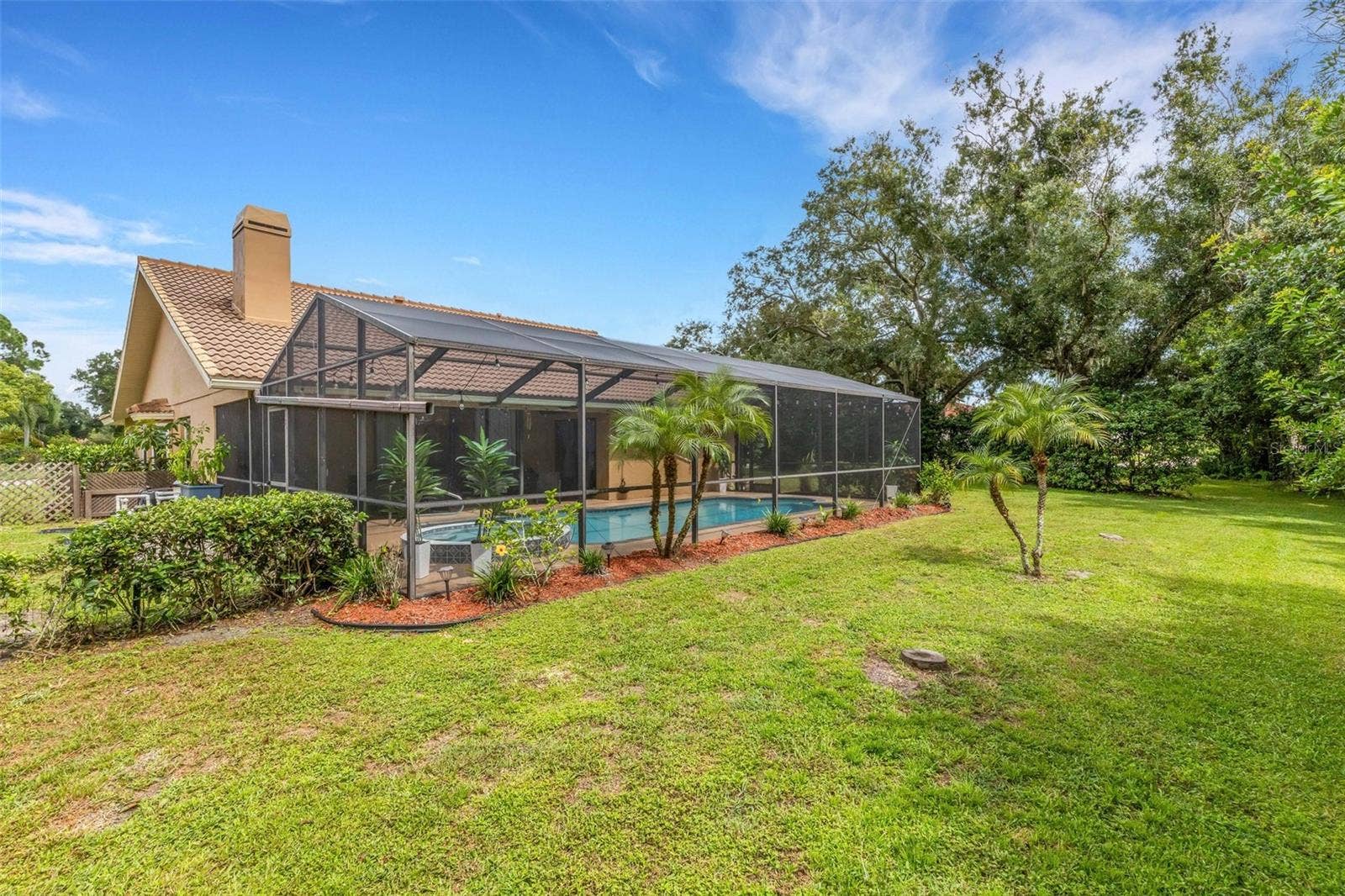 6104 NICOLE DRIVE, Sarasota, FL 34243 6104 NICOLE DRIVE, Sarasota, FL 34243