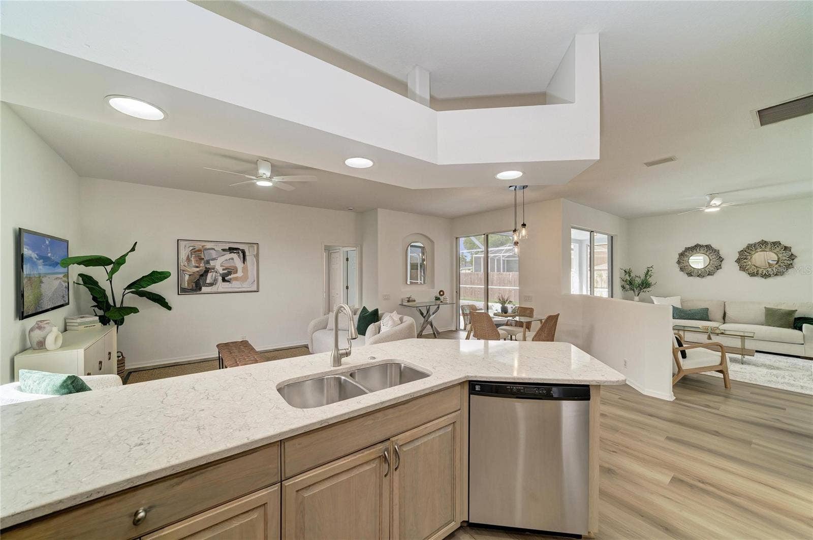 10554 OLD GROVE CIRCLE, Bradenton, FL 34212 10554 OLD GROVE CIRCLE, Bradenton, FL 34212