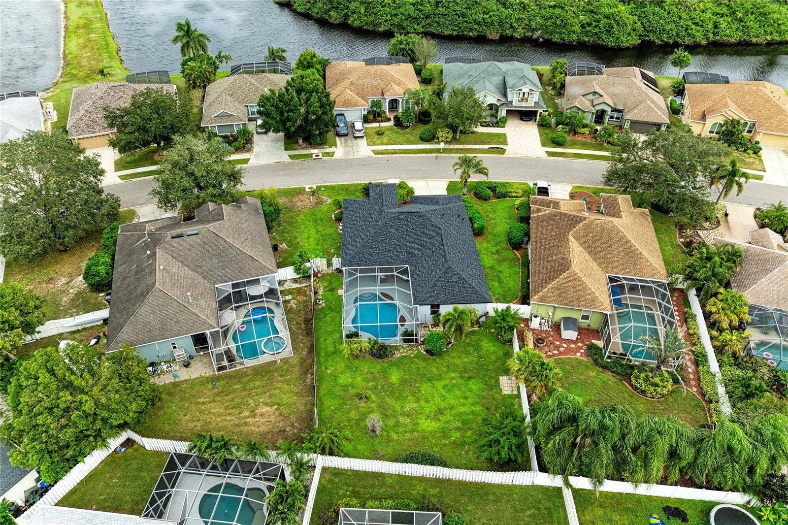 10554 OLD GROVE CIRCLE, Bradenton, FL 34212 10554 OLD GROVE CIRCLE, Bradenton, FL 34212