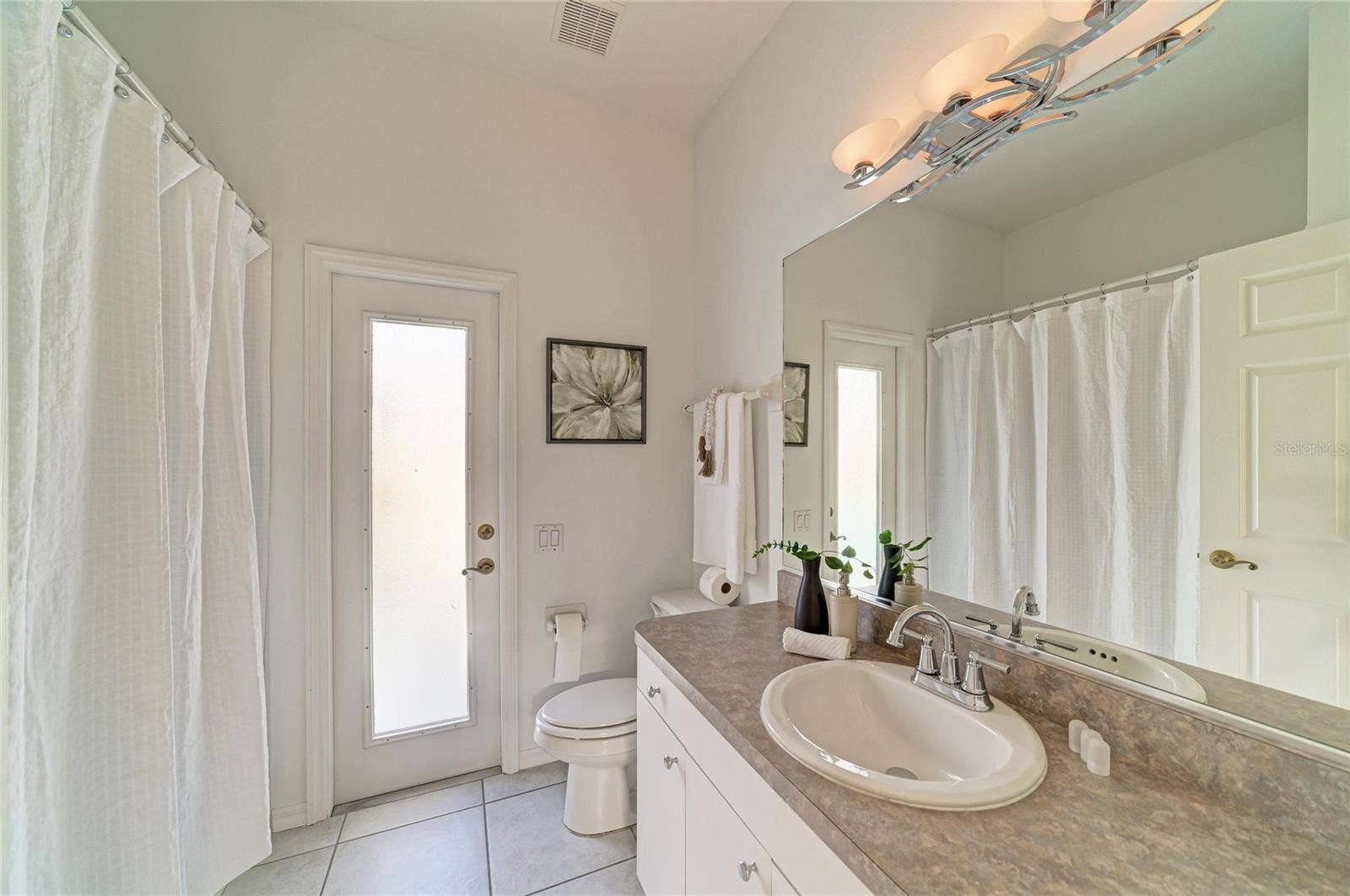 10554 OLD GROVE CIRCLE, Bradenton, FL 34212 10554 OLD GROVE CIRCLE, Bradenton, FL 34212