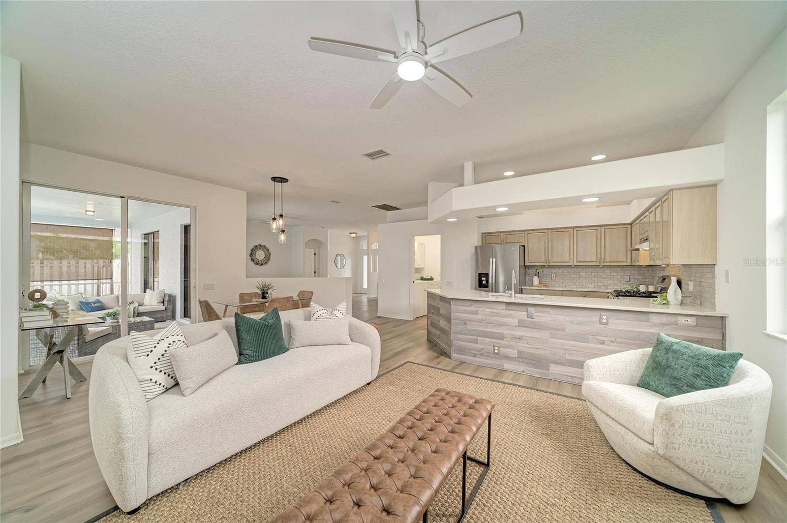 10554 OLD GROVE CIRCLE, Bradenton, FL 34212 10554 OLD GROVE CIRCLE, Bradenton, FL 34212