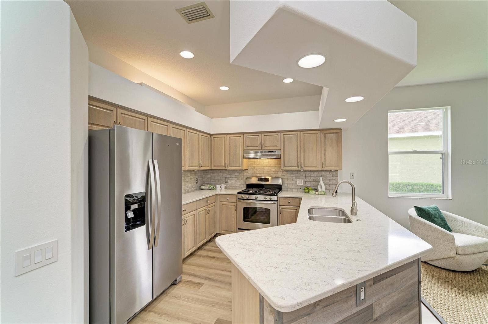 10554 OLD GROVE CIRCLE, Bradenton, FL 34212 10554 OLD GROVE CIRCLE, Bradenton, FL 34212