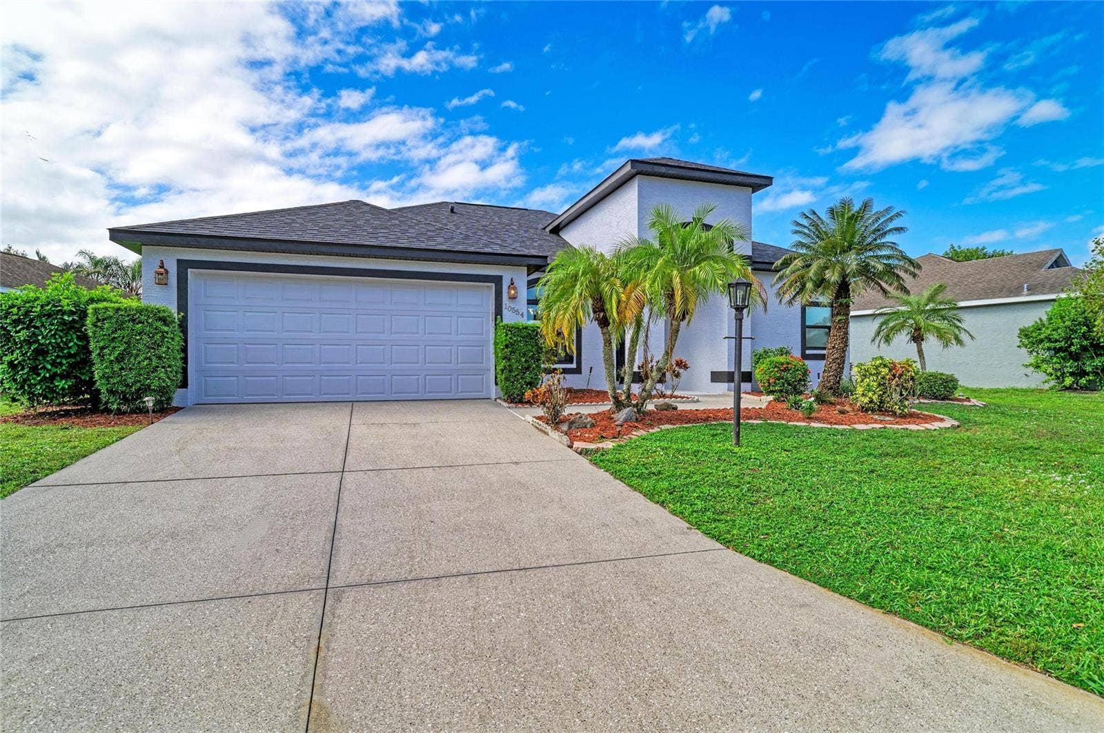 10554 OLD GROVE CIRCLE, Bradenton, FL 34212 10554 OLD GROVE CIRCLE, Bradenton, FL 34212