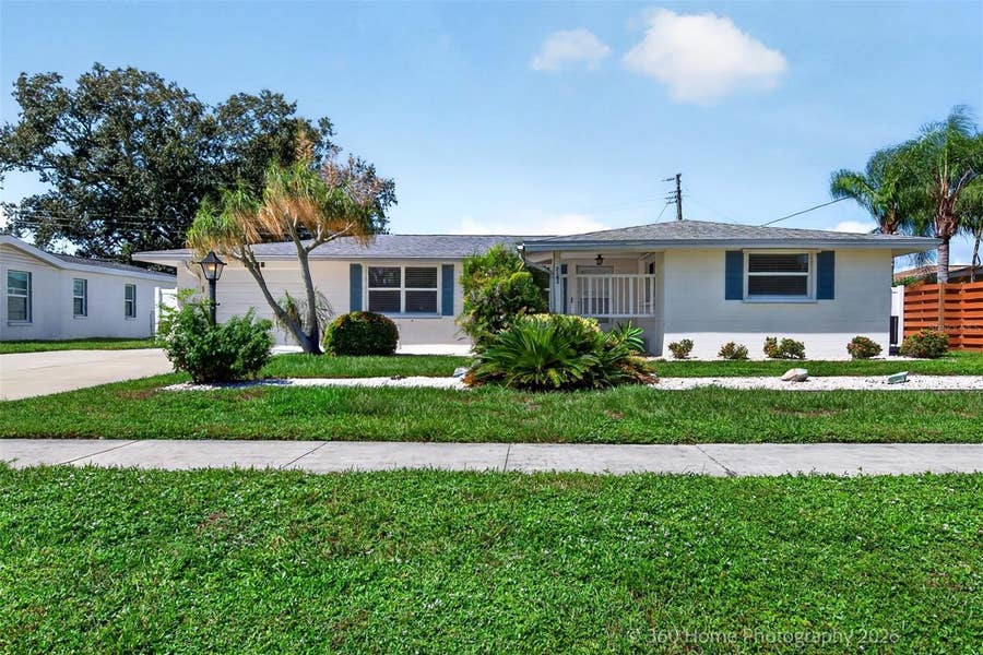 Property photo for 3141 REGATTA CIRCLE, Sarasota, FL