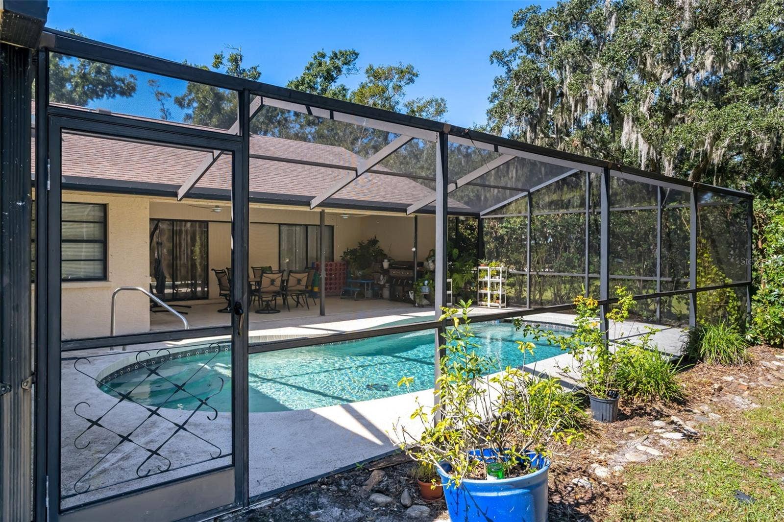 6312 91ST STREET E, Bradenton, FL 34202 6312 91ST STREET E, Bradenton, FL 34202