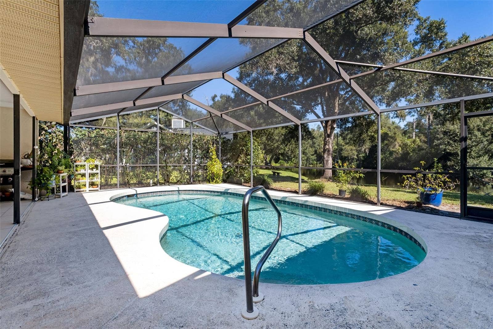 6312 91ST STREET E, Bradenton, FL 34202 6312 91ST STREET E, Bradenton, FL 34202