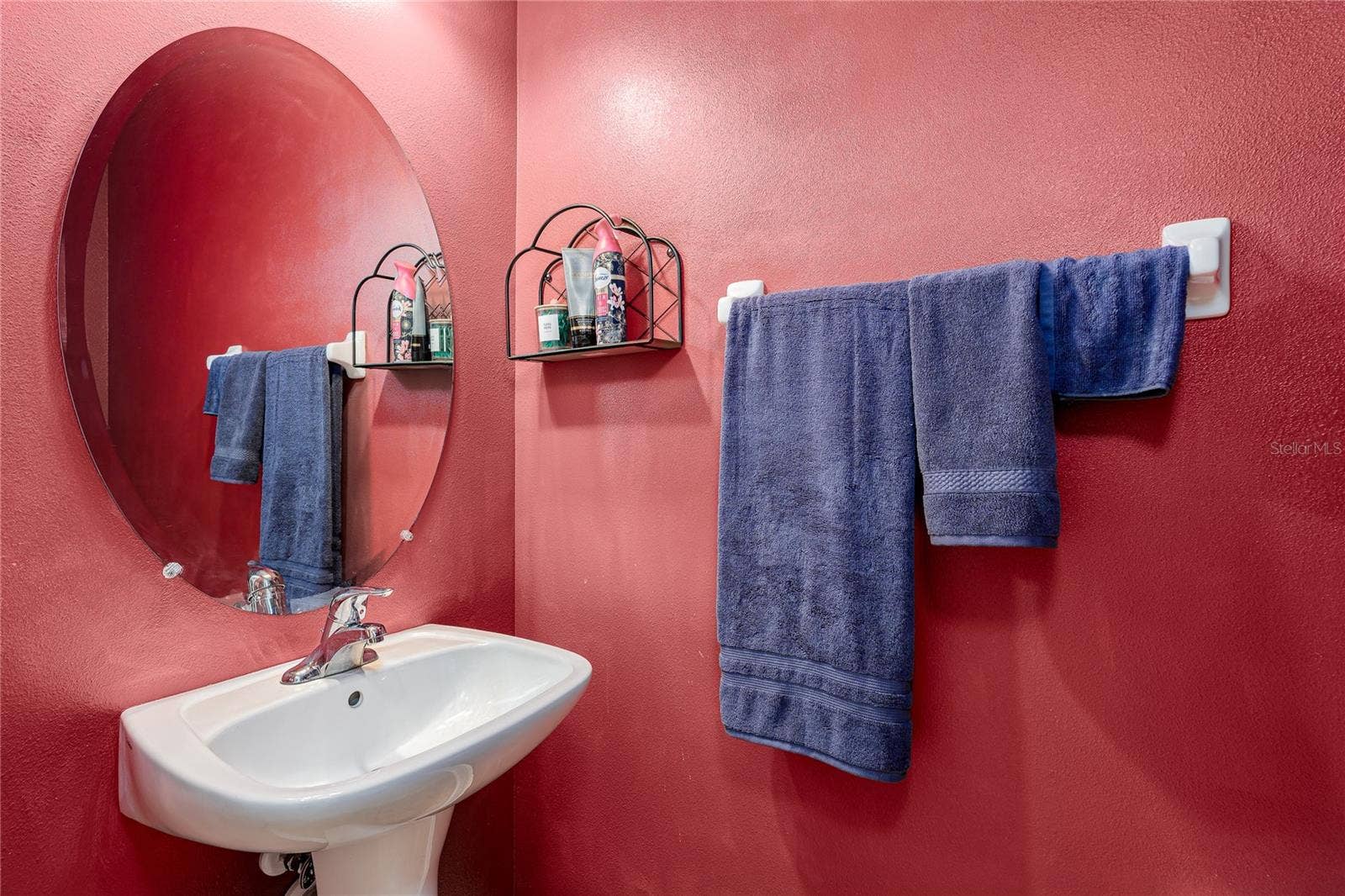 5918 OAK MILL TERRACE, Palmetto, FL 34221 Half bath - first floor